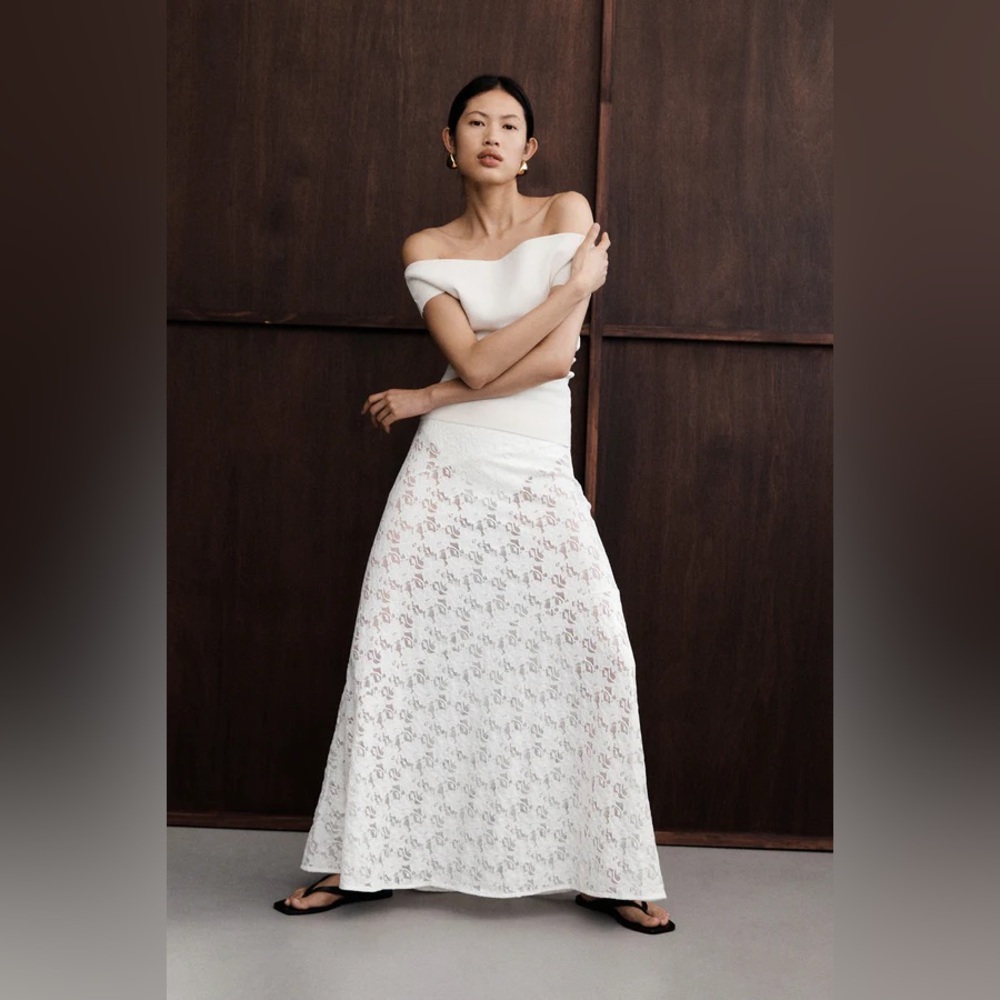 dissh Loula skirt in white - aus 10 / us 6